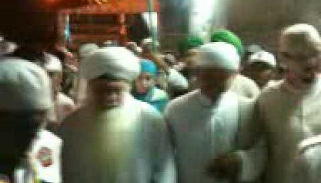 Departure of Mawlana Shaykh Hisham from Mawlid An-Nabi (saw) with K.H. Amir Hamza
